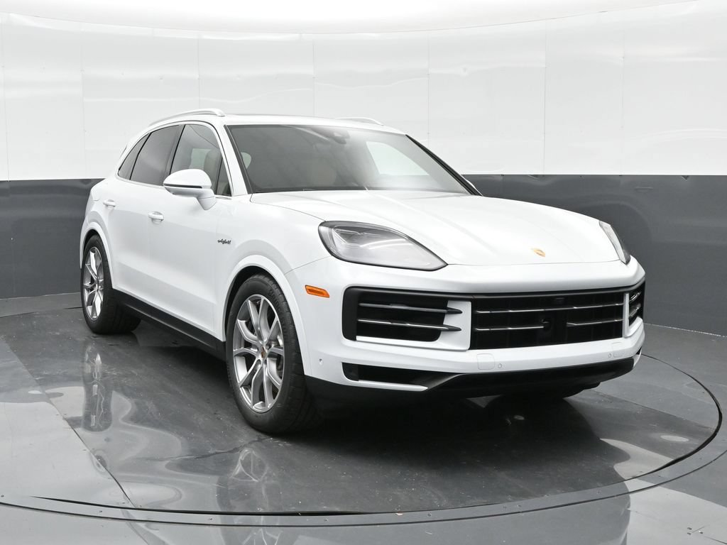 Certified 2025 Porsche Cayenne E-Hybrid AWD/4WD image 11