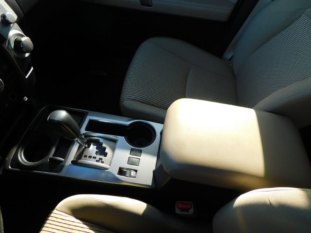 Used 2022 Toyota 4Runner SR5 image 34