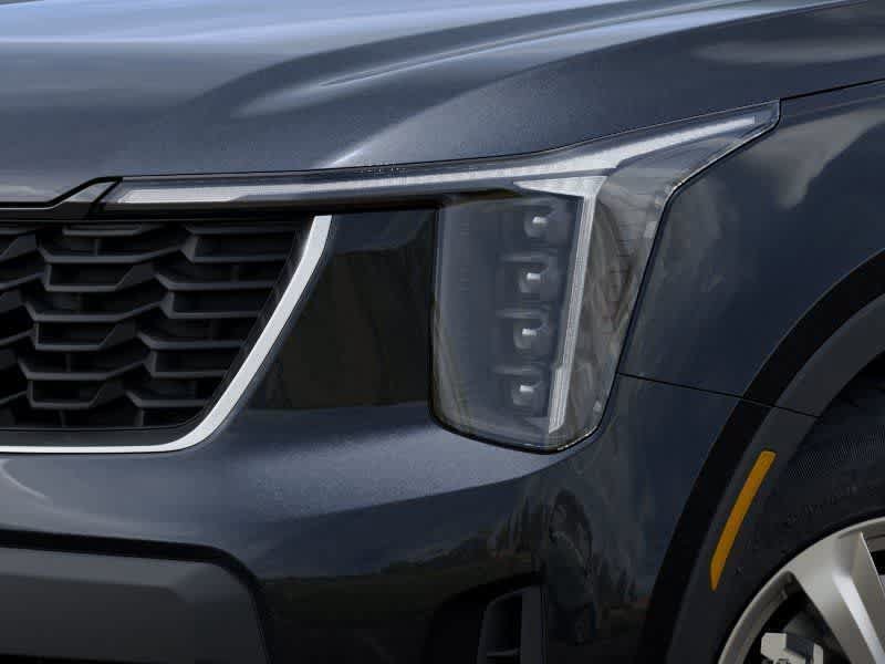 Certified 2026 Kia Sorento LX FWD image 10