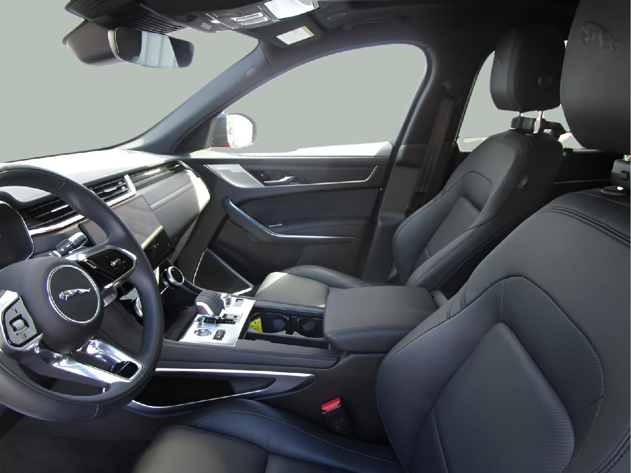 Used 2022 Jaguar F-PACE S image 4