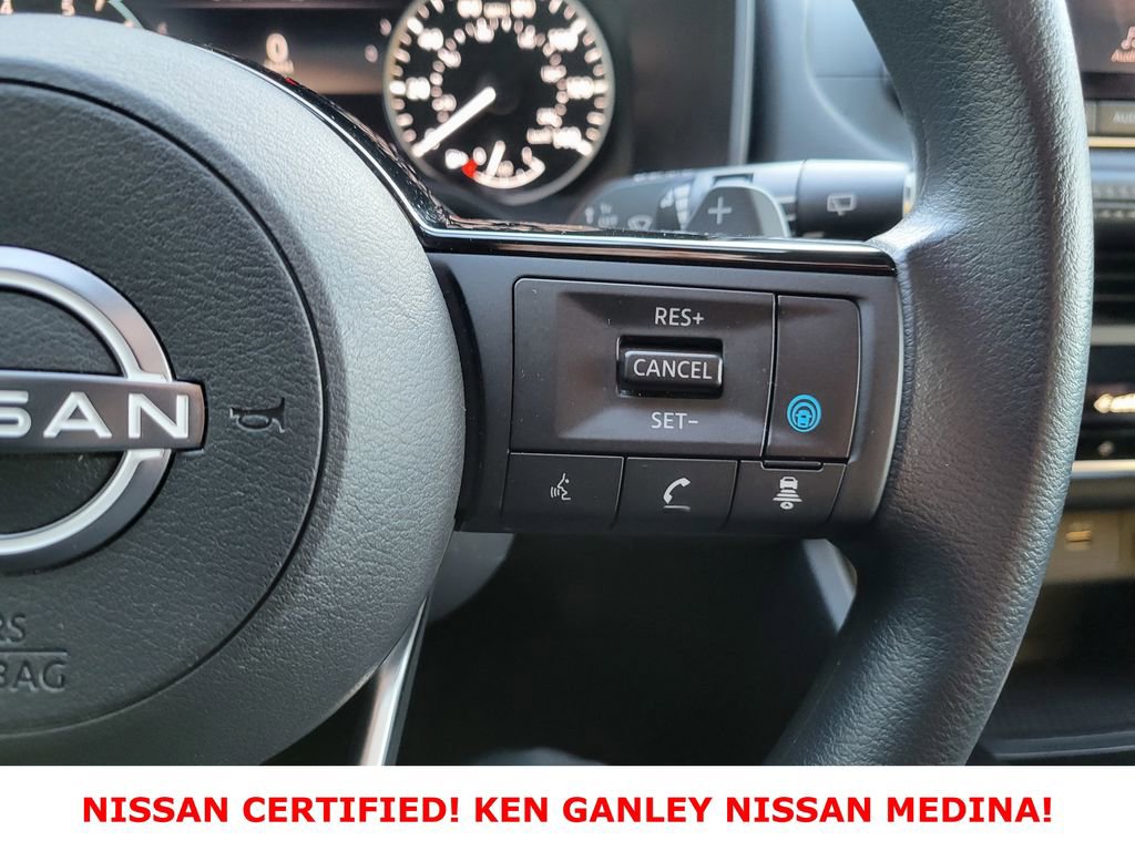 Certified 2023 Nissan Rogue SV image 31