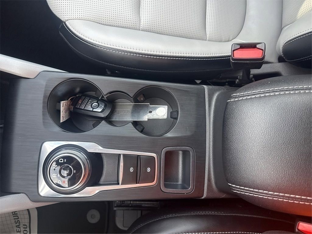 Used 2023 Ford Escape Platinum image 17