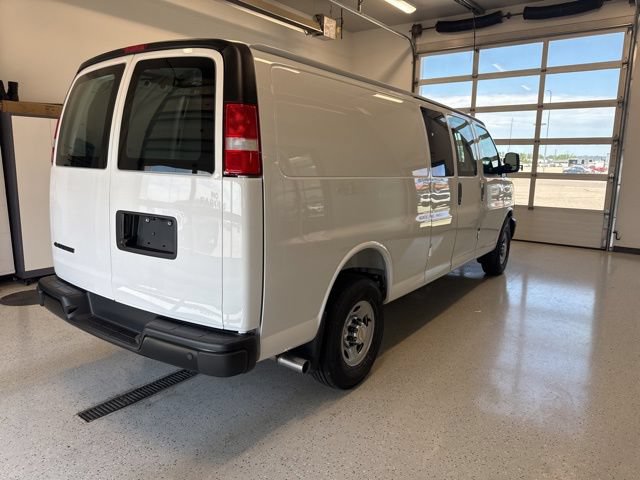 New 2026 Chevrolet Express 3500 Extended w/ Driver Convenience Package RWD image 6