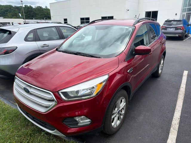 Used 2018 Ford Escape SE w/ SE Sync 3 Package AWD/4WD image 5