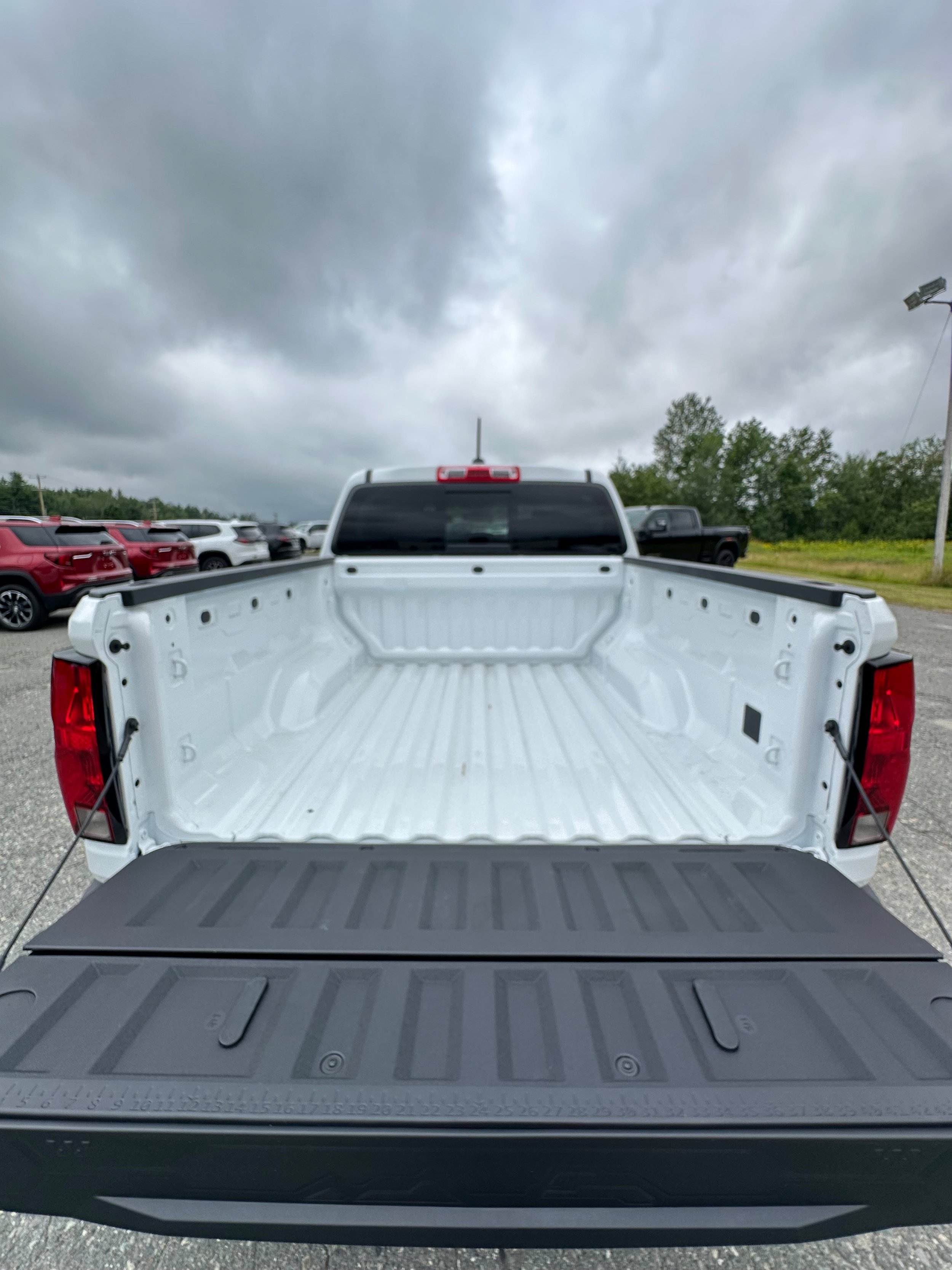 New 2026 Chevrolet Colorado W/T w/ WT Custom Package AWD/4WD image 9