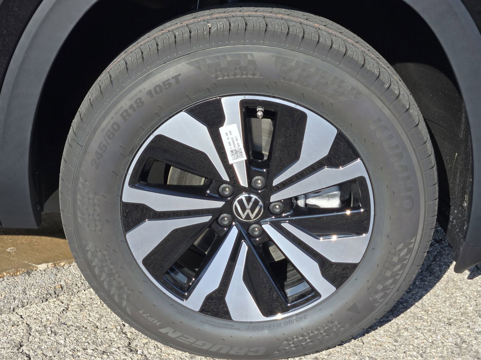 New 2026 Volkswagen Atlas SE image 7