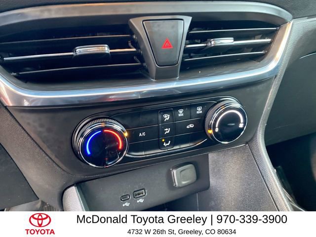 Used 2024 Buick Encore GX Preferred image 18