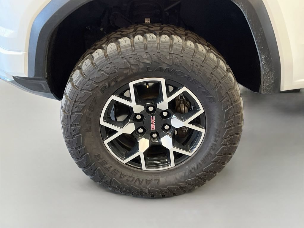 Used 2024 GMC Canyon AT4X AWD/4WD image 31