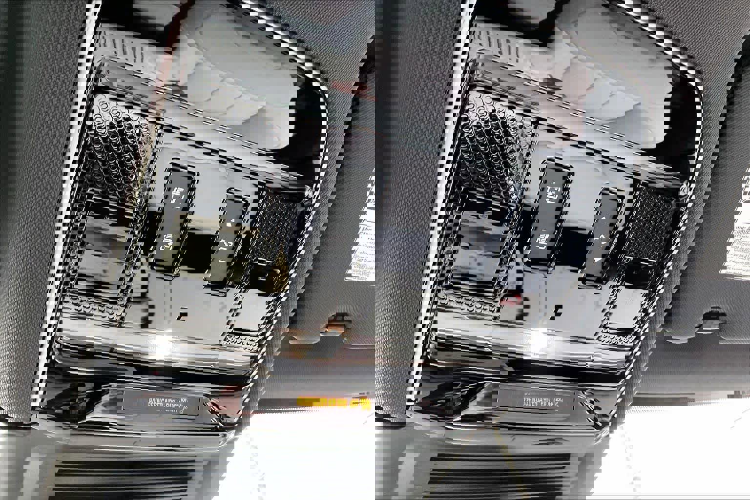 Used 2025 Land Rover Range Rover Sport Dynamic SE image 36