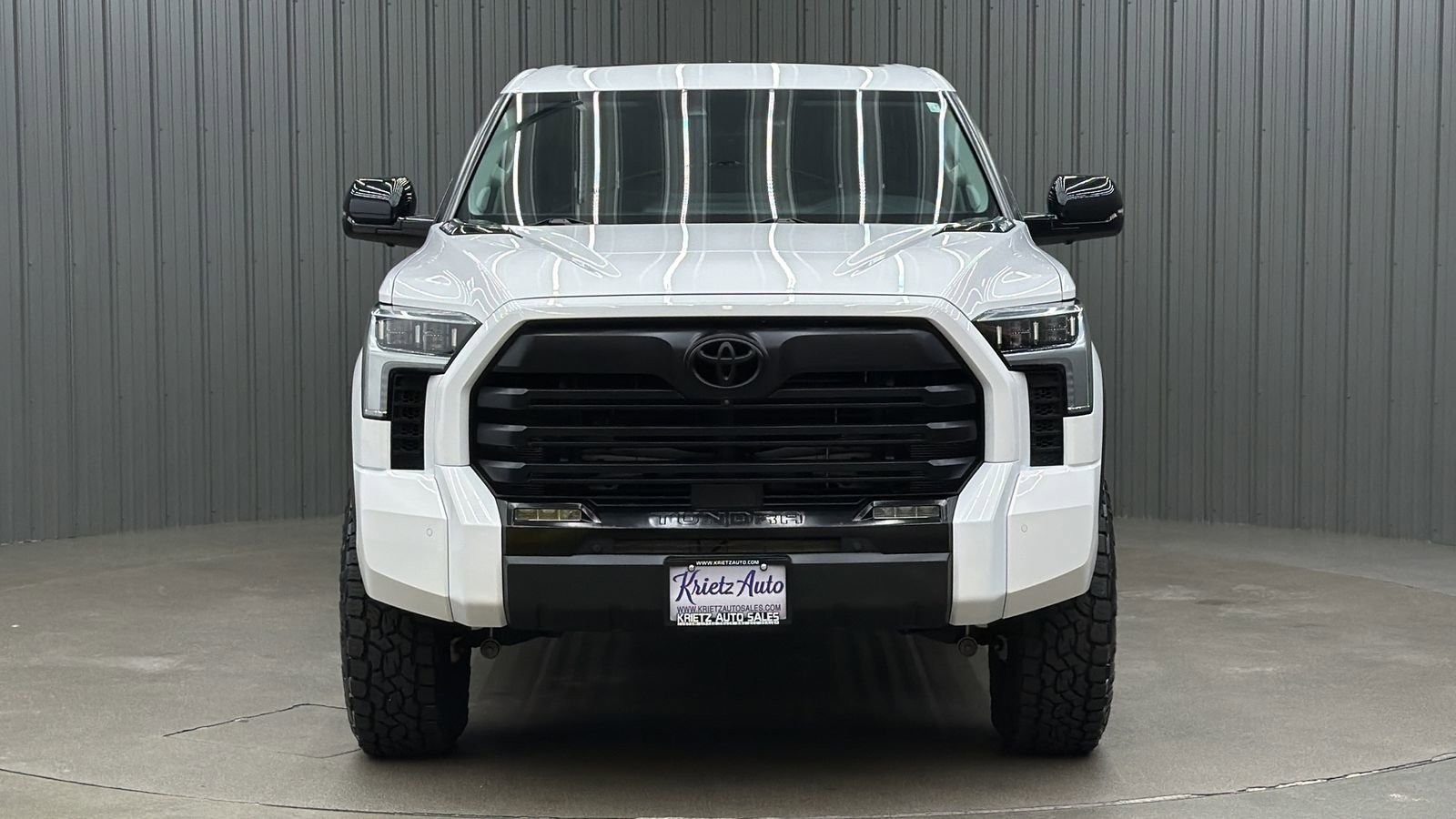Used 2024 Toyota Tundra Limited image 8