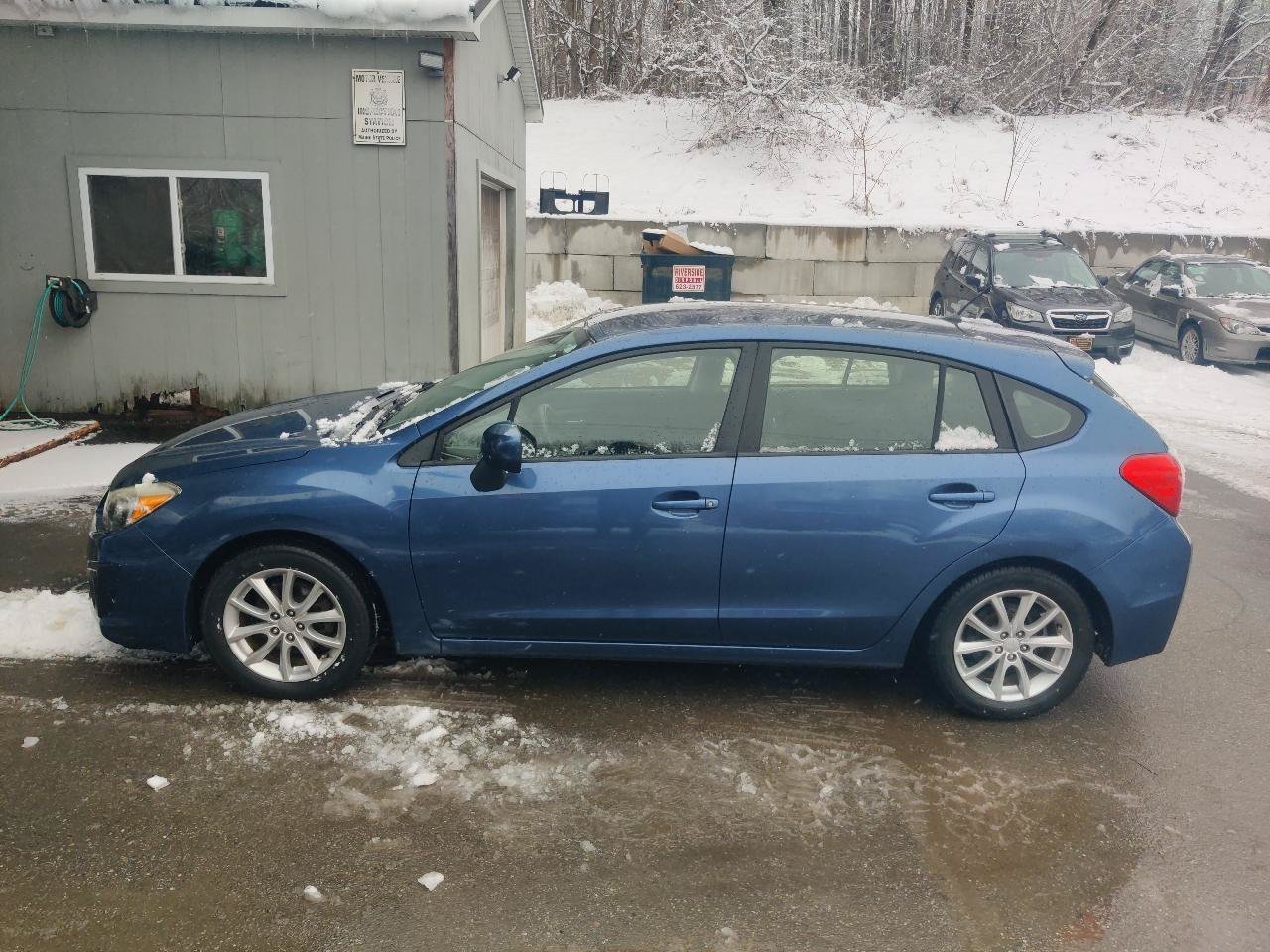 Used 2012 Subaru Impreza 2.0i Premium AWD/4WD image 3