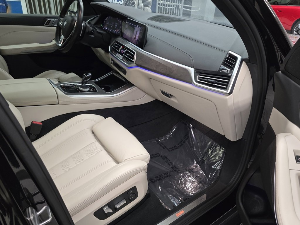 Used 2020 BMW X5 xDrive40i w/ Convenience Package image 32