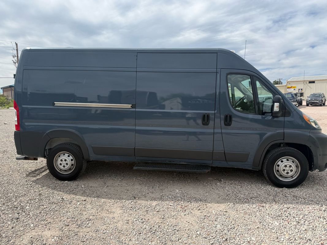 Used 2018 RAM ProMaster 2500 FWD image 3