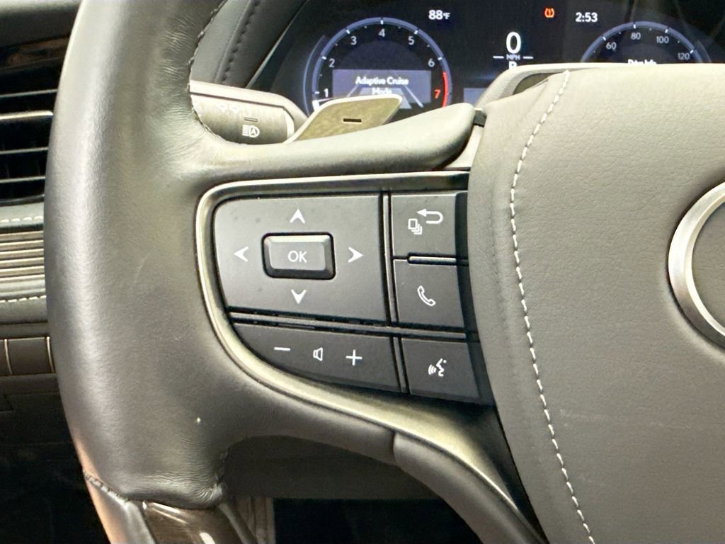 Used 2024 Lexus LS 500 w/ Interior Upgrade Package image 11