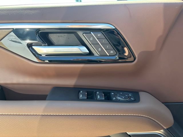 New 2026 Chevrolet Tahoe High Country w/ Sun And Tow Package AWD/4WD image 22