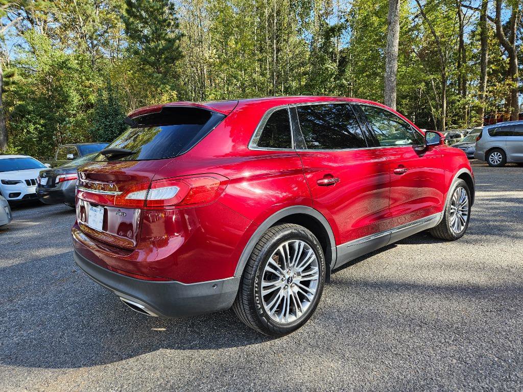 Used 2016 Lincoln MKX Reserve w/ Technology Package AWD/4WD image 16