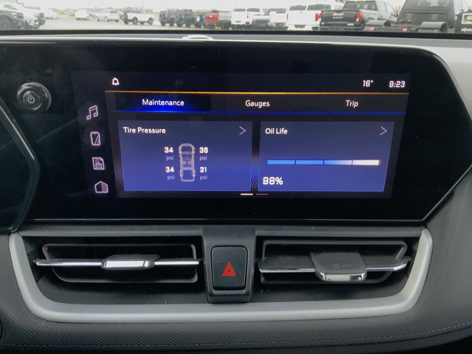 Used 2024 Chevrolet TrailBlazer LS w/ LS Convenience Package image 36