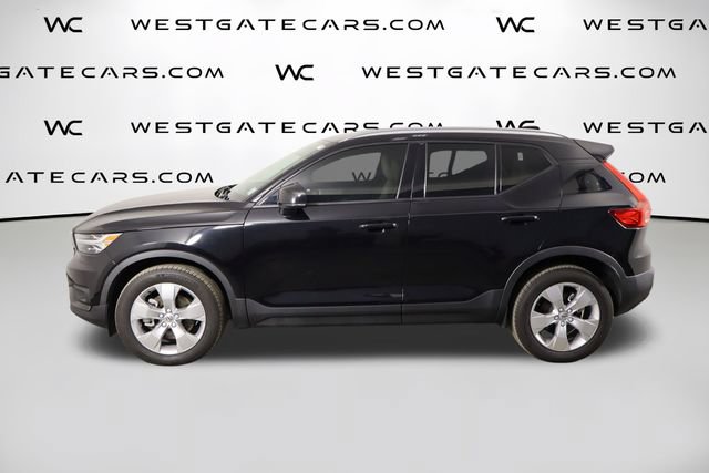 Used 2022 Volvo XC40 T5 Momentum AWD/4WD image 5