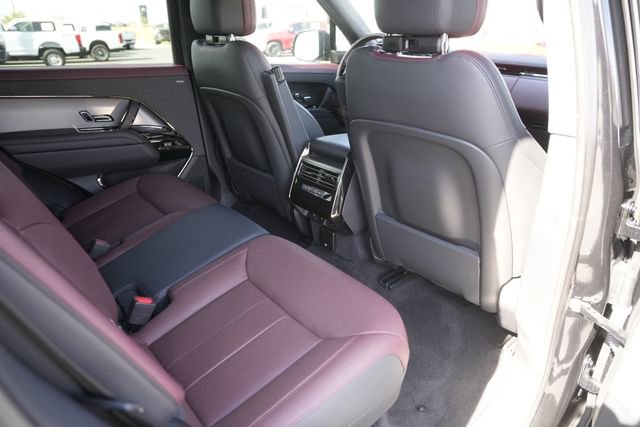 Used 2024 Land Rover Range Rover Sport Dynamic SE image 15