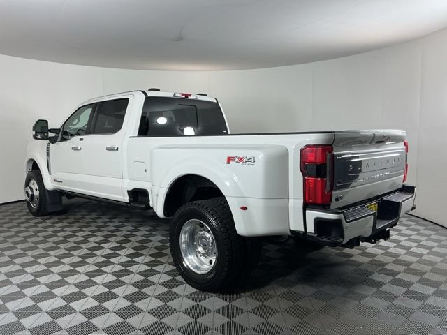 Used 2025 Ford F450 Platinum w/ Platinum Plus Package AWD/4WD image 6