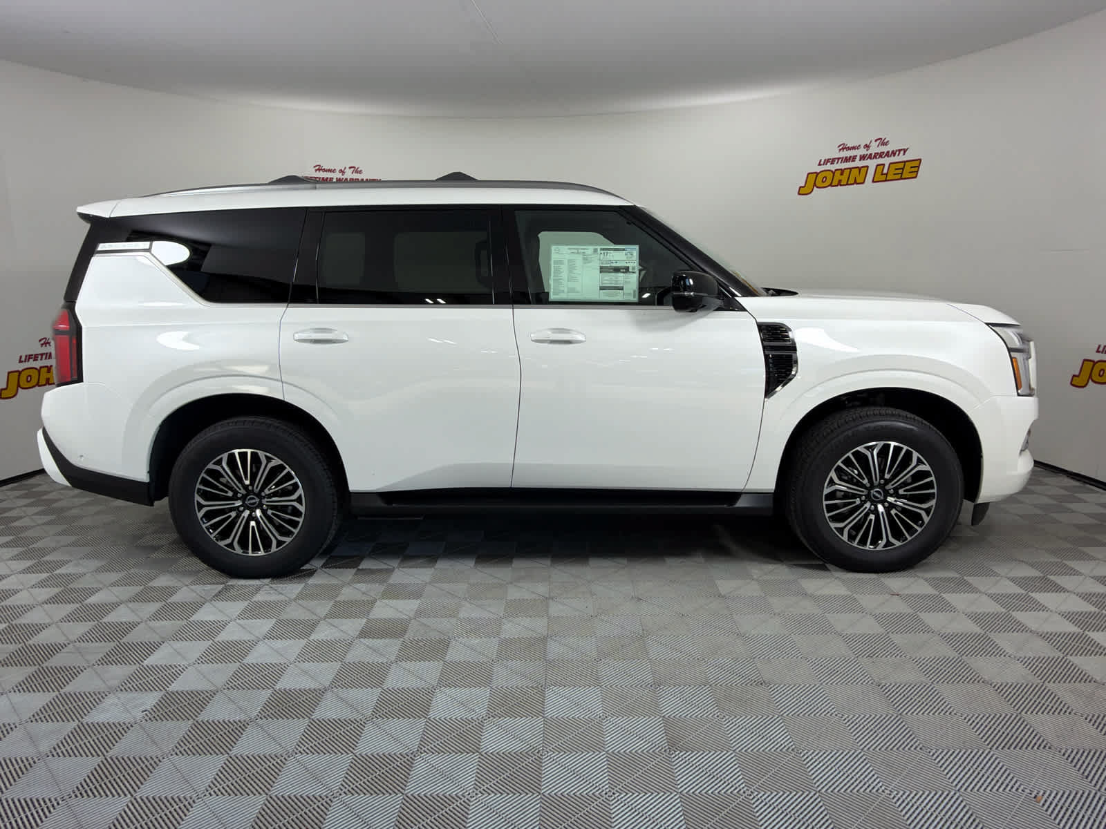 New 2026 Nissan Armada SL w/ Captain's Chari Seat Package AWD/4WD image 7