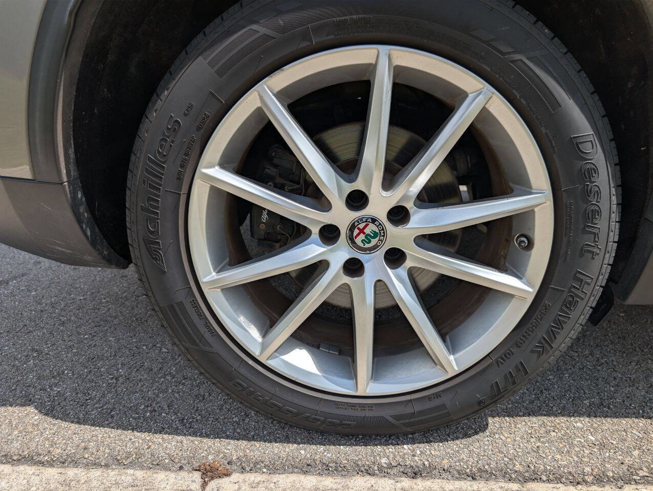 Used 2018 Alfa Romeo Stelvio Ti image 31