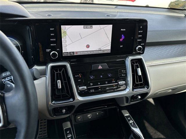 Used 2024 Kia Sorento SX Prestige image 24