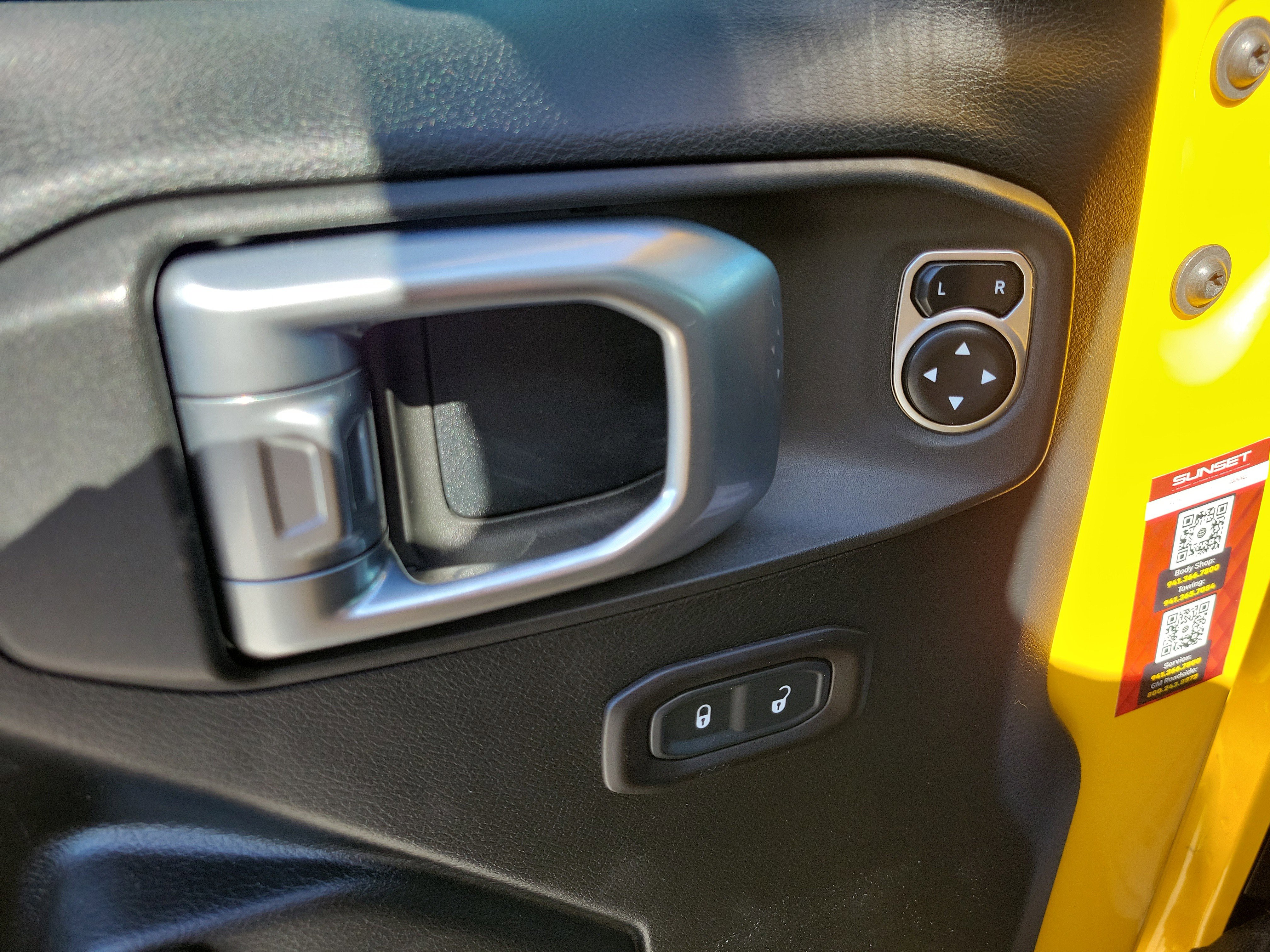 Used 2018 Jeep Wrangler Unlimited Sport S AWD/4WD image 17
