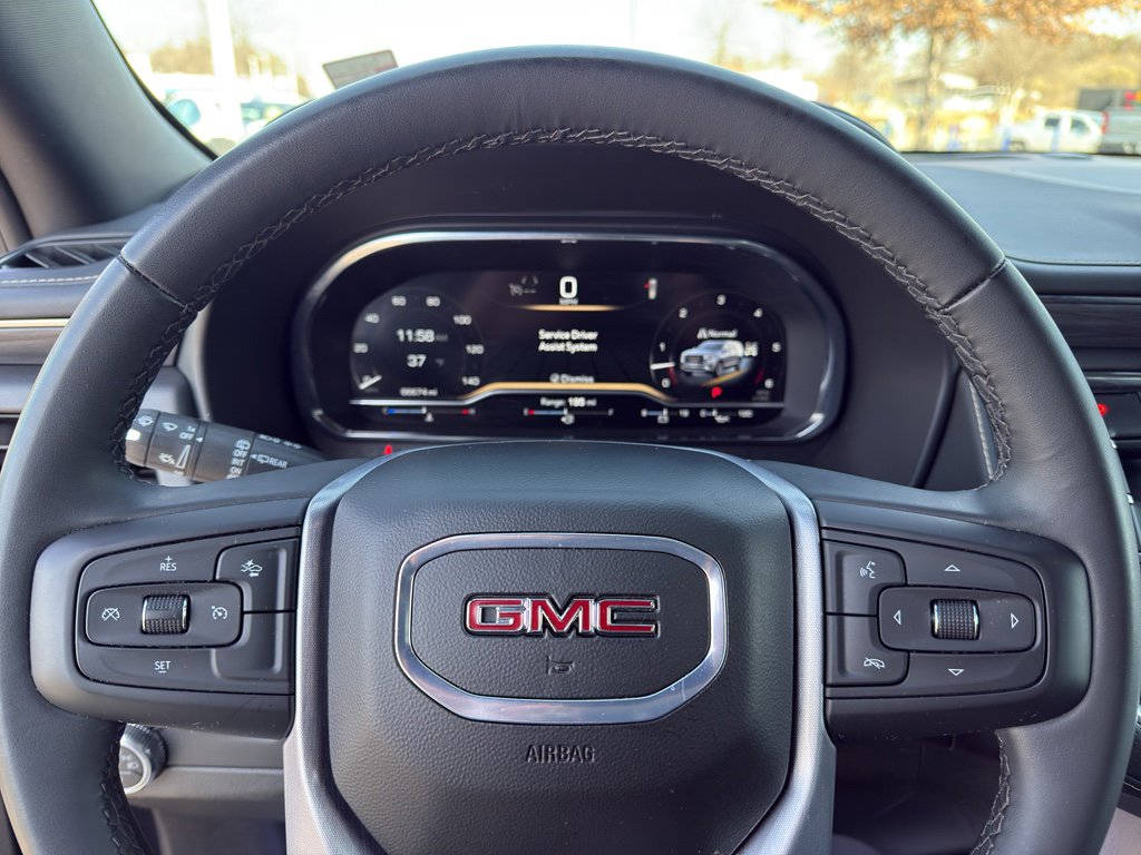 Used 2024 GMC Yukon XL SLT image 23