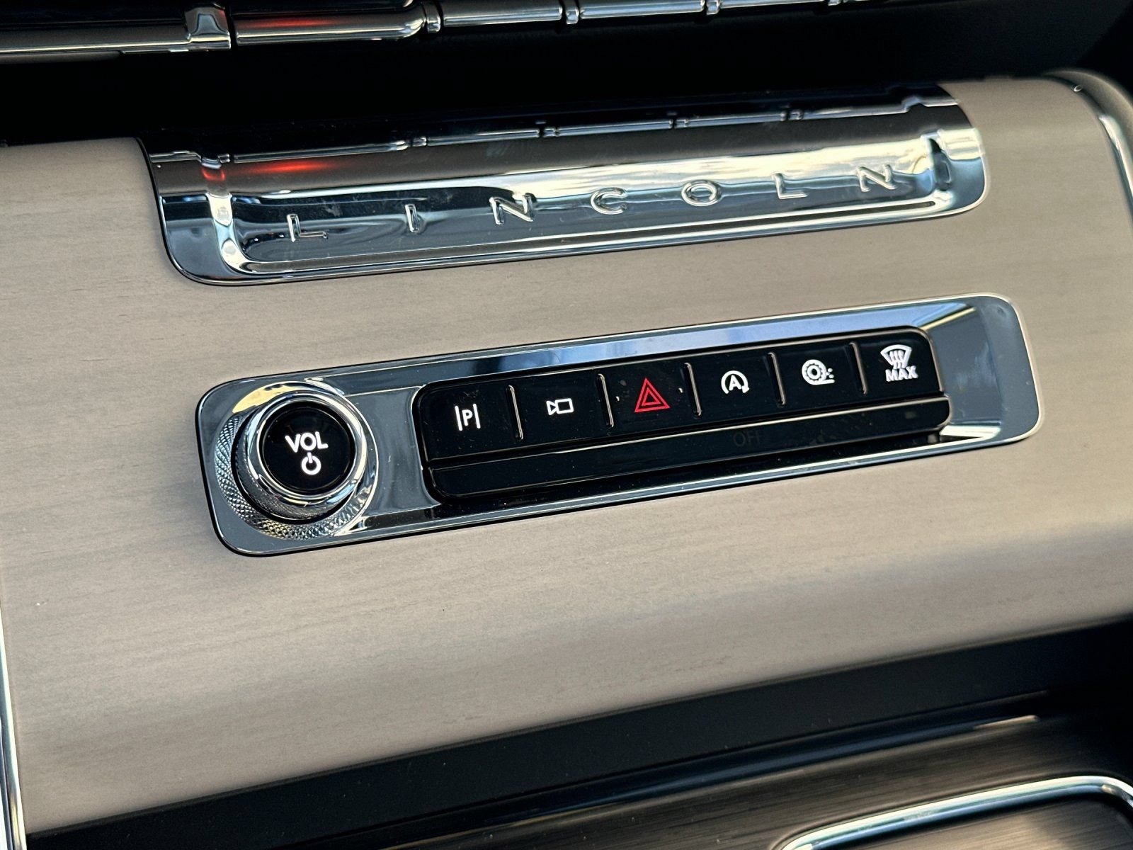 New 2026 Lincoln Aviator Reserve AWD/4WD image 21