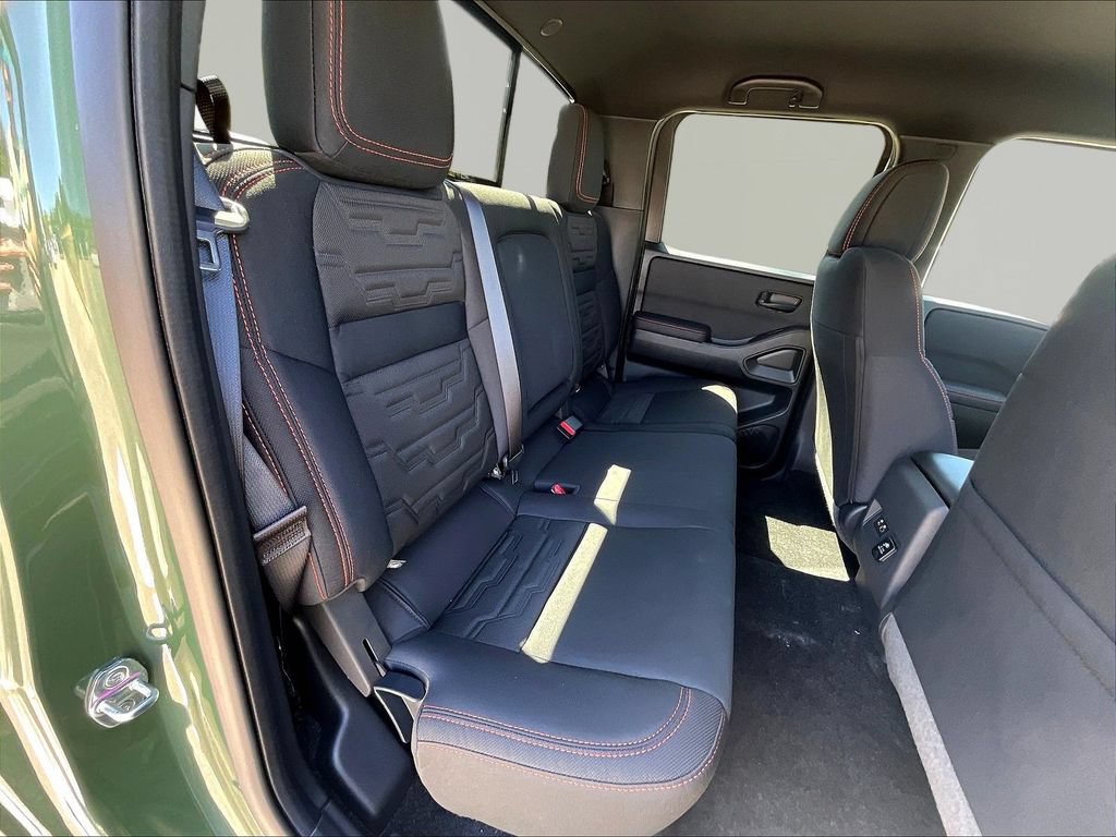 New 2027 Nissan Frontier PRO-4X w/ Pro Convenience Package RWD image 10