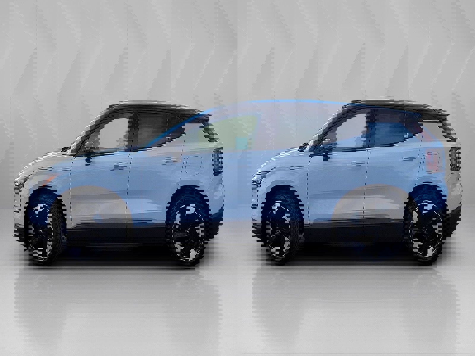 New 2026 Volvo EX30 Plus w/ Protection Package image 3