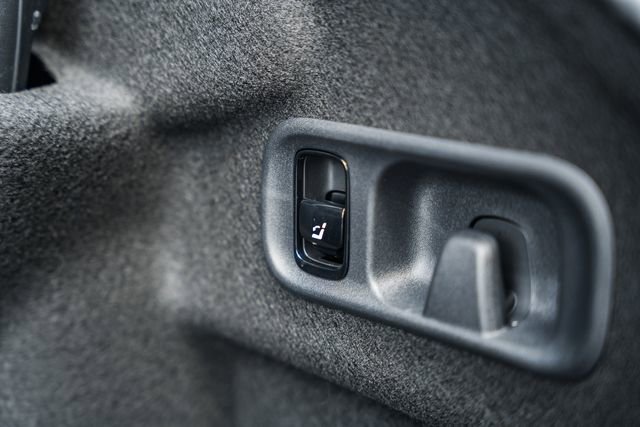 Certified 2025 Mercedes-Benz C 300 4MATIC Sedan image 11