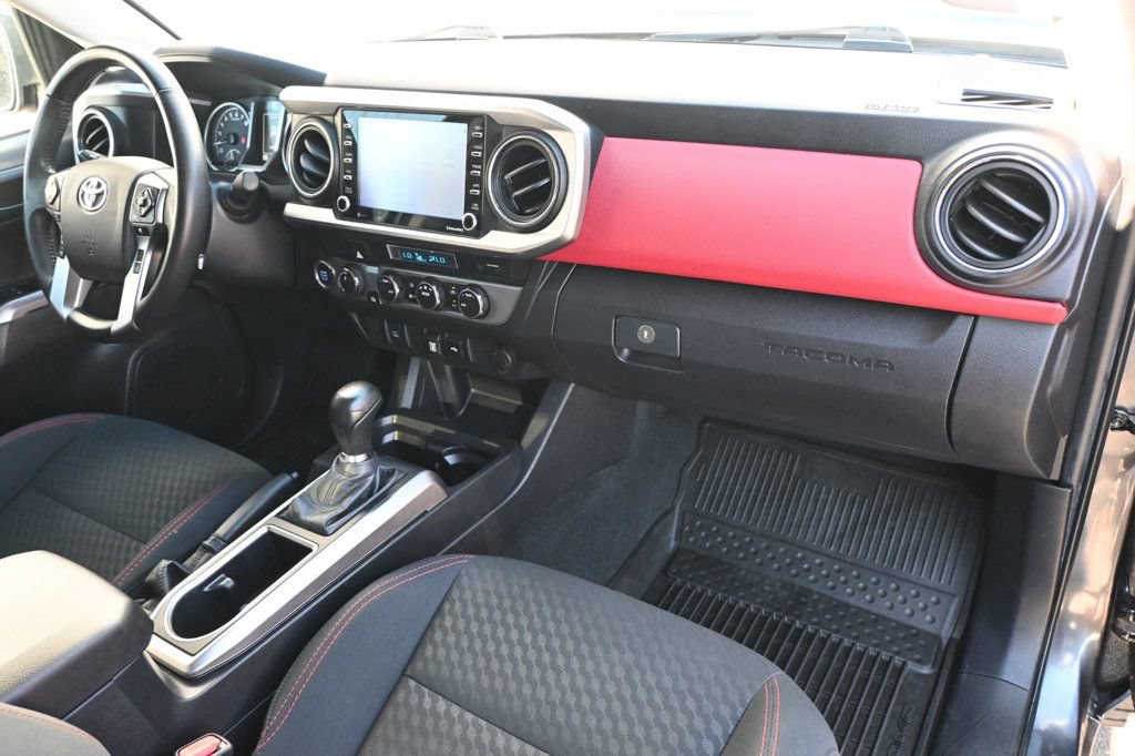 Used 2023 Toyota Tacoma SR5 AWD/4WD image 9