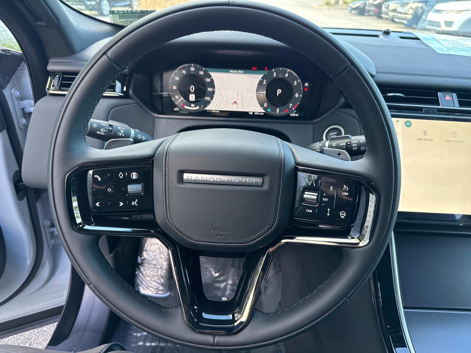 New 2026 Land Rover Range Rover Velar Dynamic SE image 29