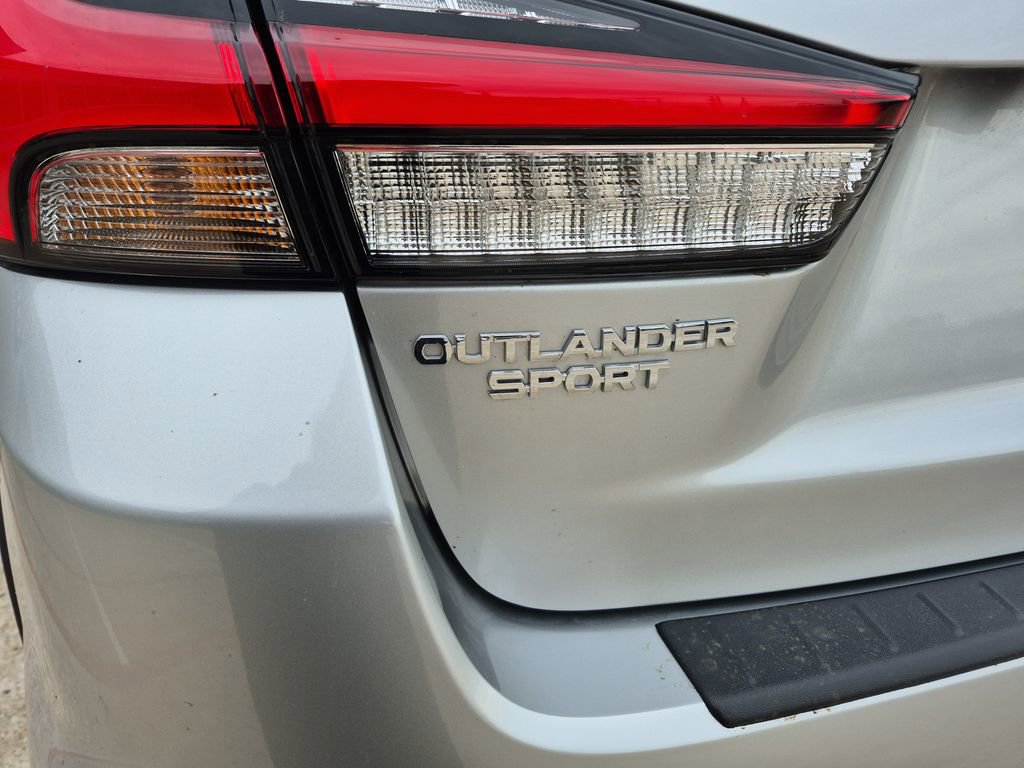 Used 2025 Mitsubishi Outlander Sport SE image 32