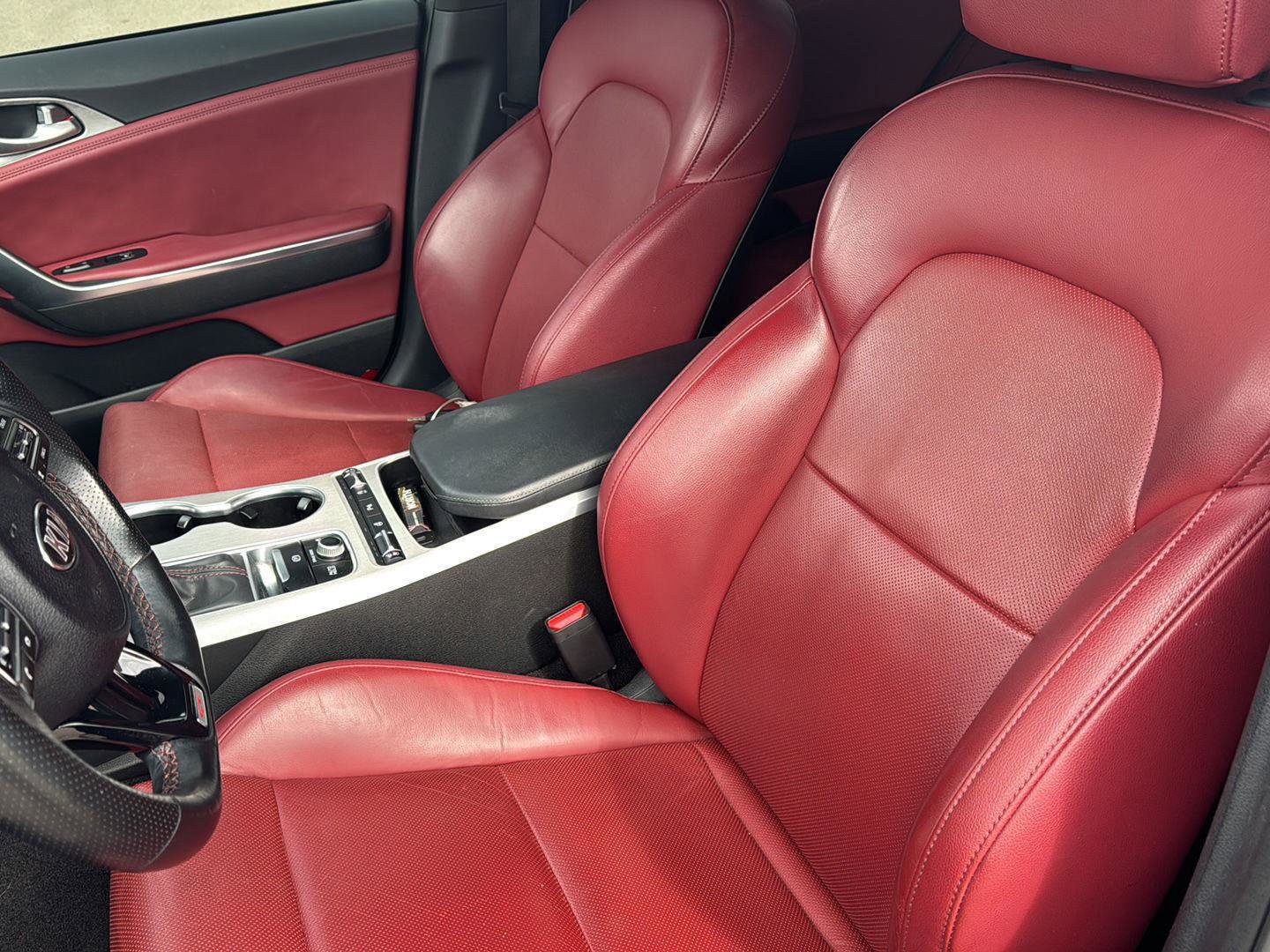 Used 2021 Kia Stinger GT1 image 13