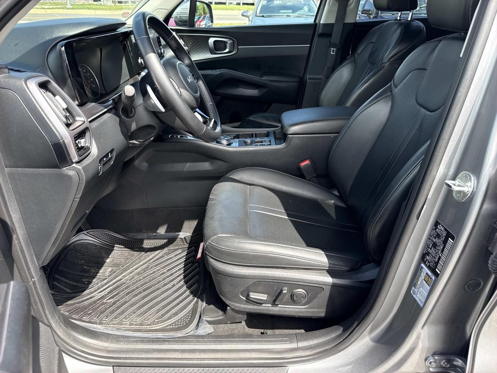 Used 2022 Kia Sorento S AWD/4WD image 29