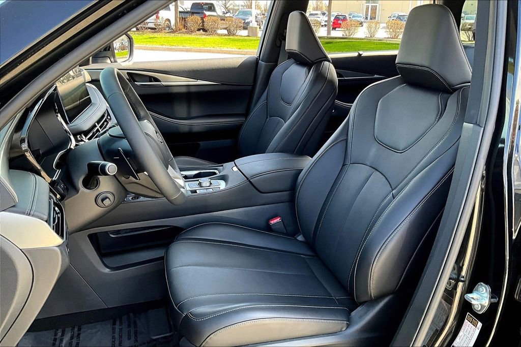 Certified 2026 INFINITI QX60 Luxe w/ Cargo Package image 15
