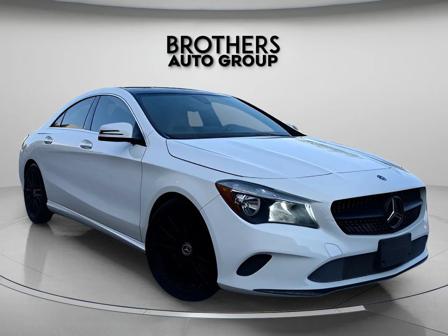 Used 2017 Mercedes-Benz CLA 250 image 2