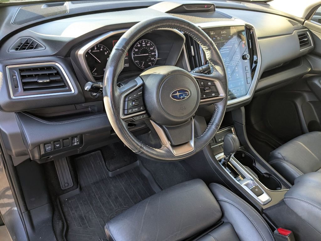 Used 2023 Subaru Ascent Limited image 10