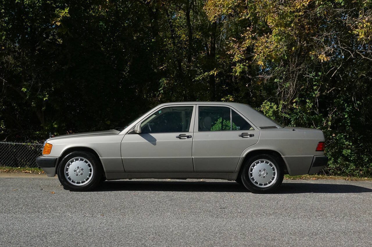 Used 1993 Mercedes-Benz 190 E 2.3 image 3