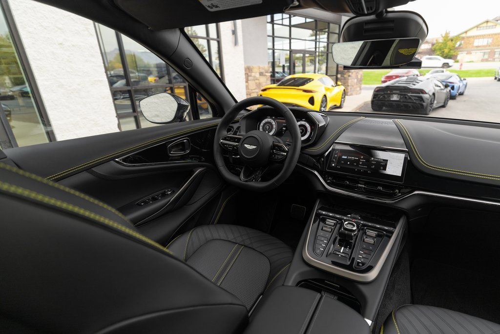 New 2026 Aston Martin DBX 707 image 23