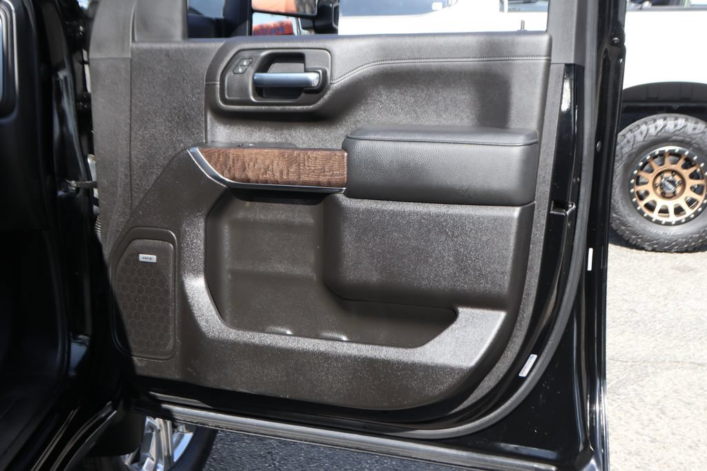 Used 2022 GMC Sierra 3500 Denali AWD/4WD image 44