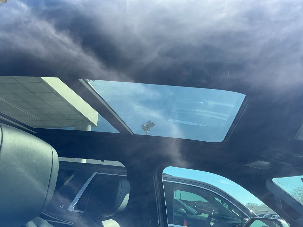 Used 2022 Toyota Tundra Platinum image 10