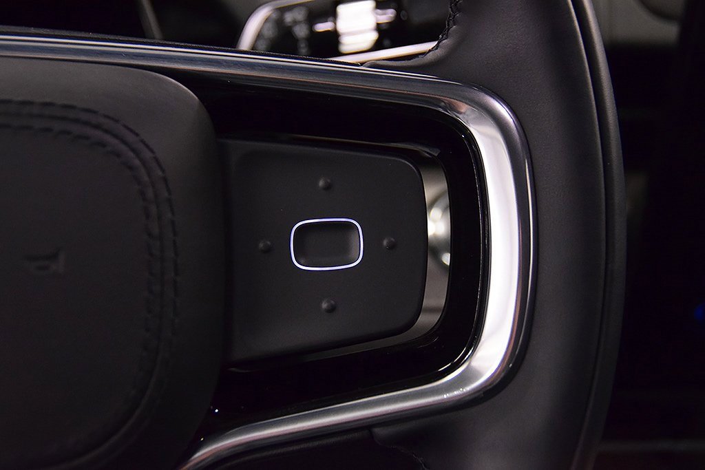 Used 2024 Lincoln Nautilus Reserve image 18