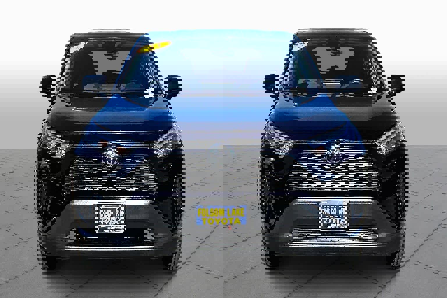 Used 2023 Toyota RAV4 LE image 3