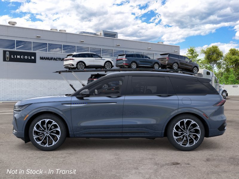 New 2026 Lincoln Nautilus Reserve AWD/4WD image 3