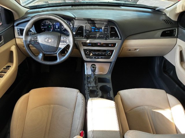 Used 2015 Hyundai Sonata SE FWD image 3