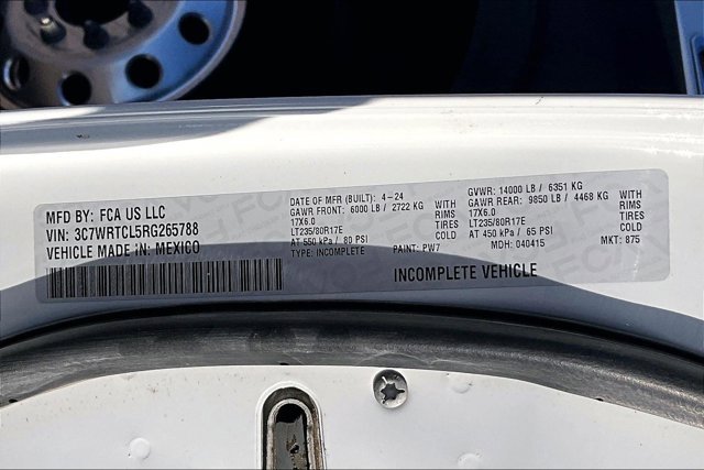 Used 2024 RAM 3500 Laramie image 19